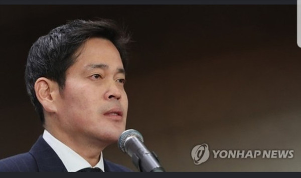취임 1년을 맞은 정용진 카지노 꽁돈그룹 회장이 경영 정상화와 함께 신상필벌의 경영 원칙을 강조하며 '유통 명가' 재건에 시동을 걸었다. 사진=연합뉴스