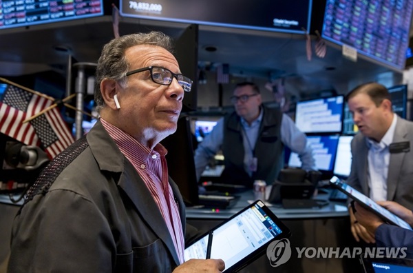 [오늘의 글로벌마켓] 뉴욕증시, 무역분쟁 우려 고조에 투심 위축...나스닥 2%↓
