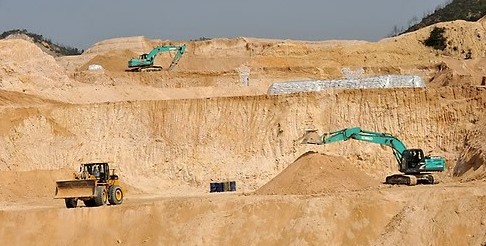 중국,무역전쟁 속 '희토류 카드' 또 꺼내···서방 타격 전망