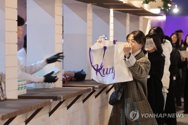 토토 바카라 사이트는 새벽배송과 신선식품에서 강점을 가진 컬리와 협업을 통해 이커머스 부문 사업 경쟁력 강화를 모색하고 있다. 사진=연합뉴스