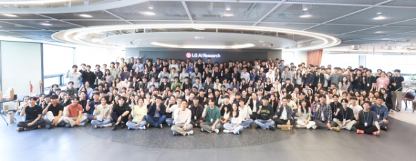 LG AI연구원 마곡 이전…연구인력 300명 집결 시너지 기대